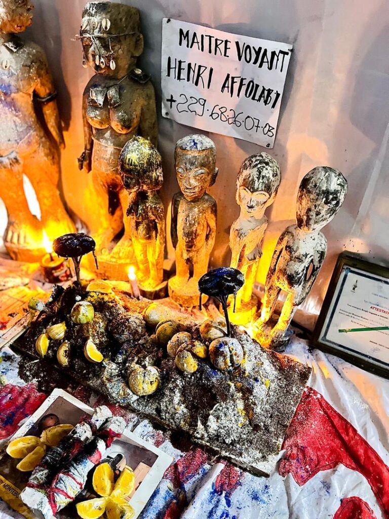 Rituel d'Envoûtement Amoureux du Grand Marabout Henri AFFOLABI | +229 68260703